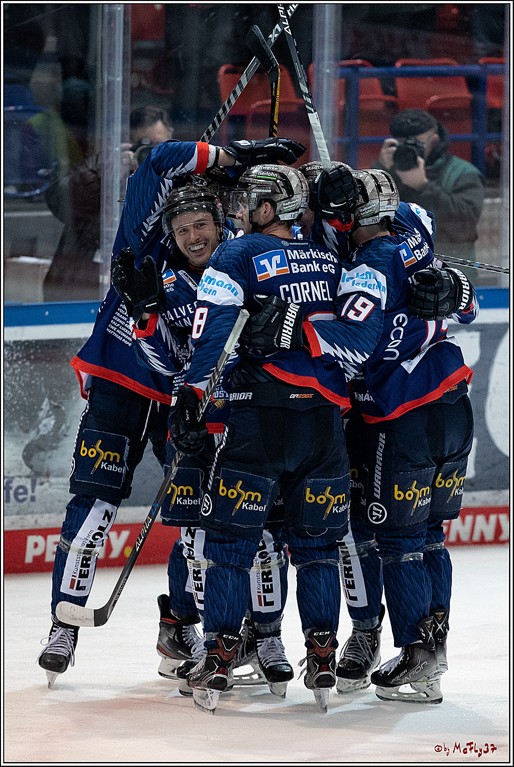 PENNY DEL;  Iserlohn Roosters - Koelner Haie; Koeln, 05.12.2021